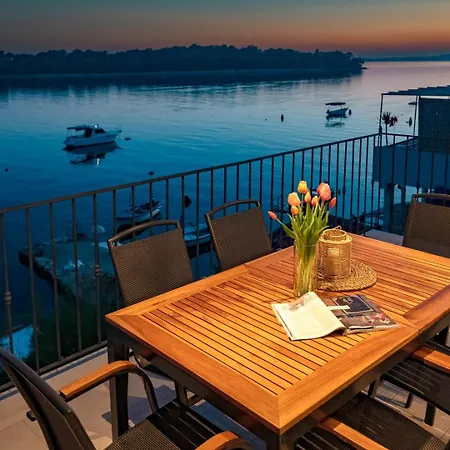 Beachfront Marija - Karbuni * Blato (Korcula)