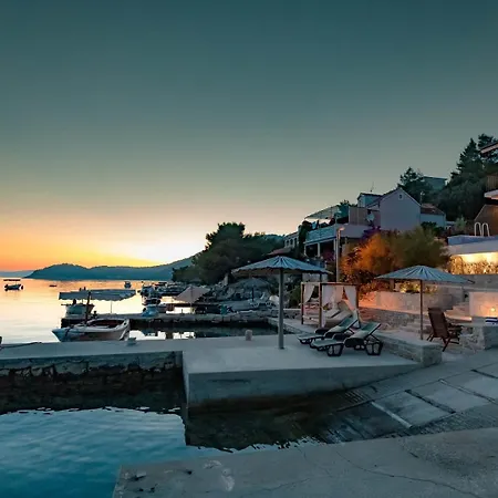 Beachfront Marija - Karbuni