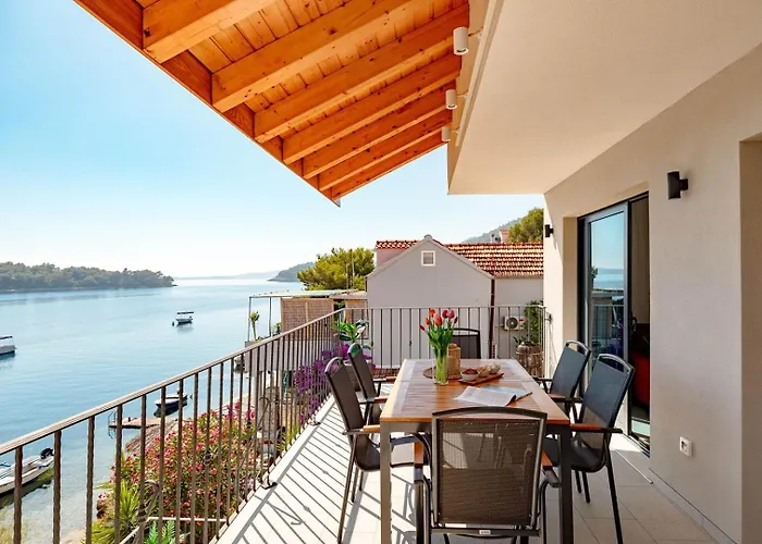 Beachfront Marija - Karbuni