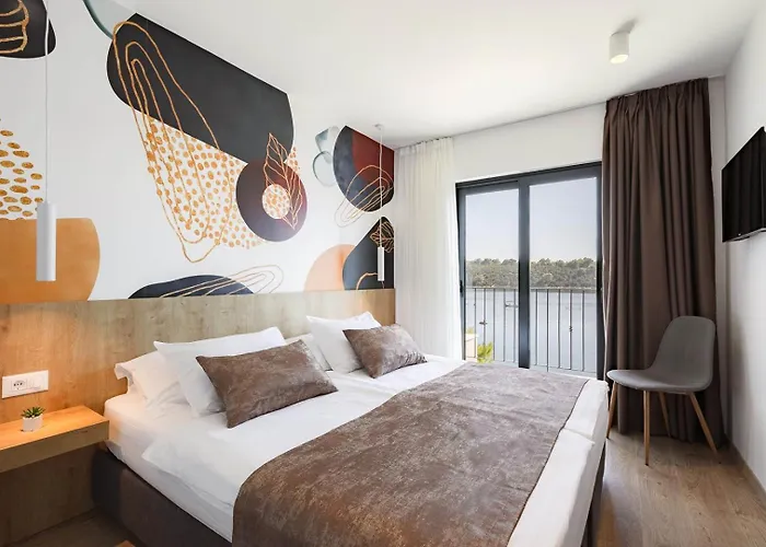 Willa Beachfront Marija - Karbuni