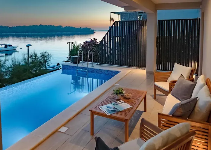 Beachfront Marija - Karbuni