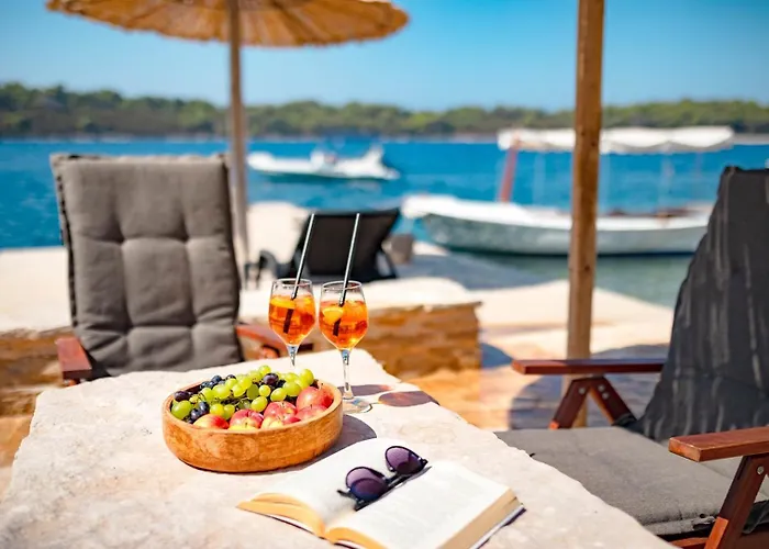 Willa Beachfront Marija - Karbuni Blato (Korcula)