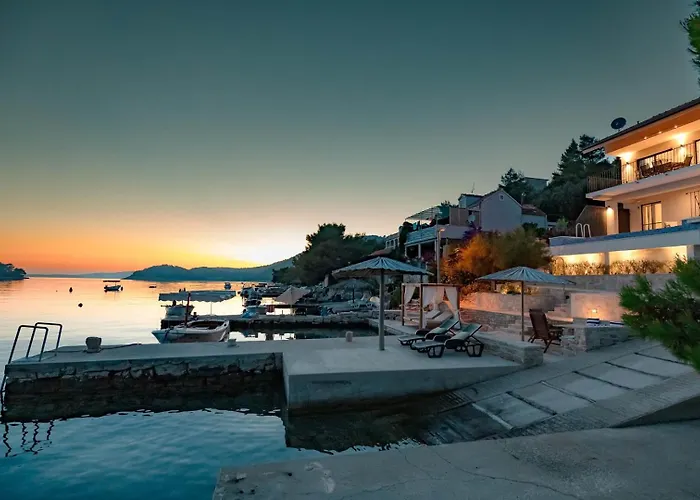 Beachfront Marija - Karbuni